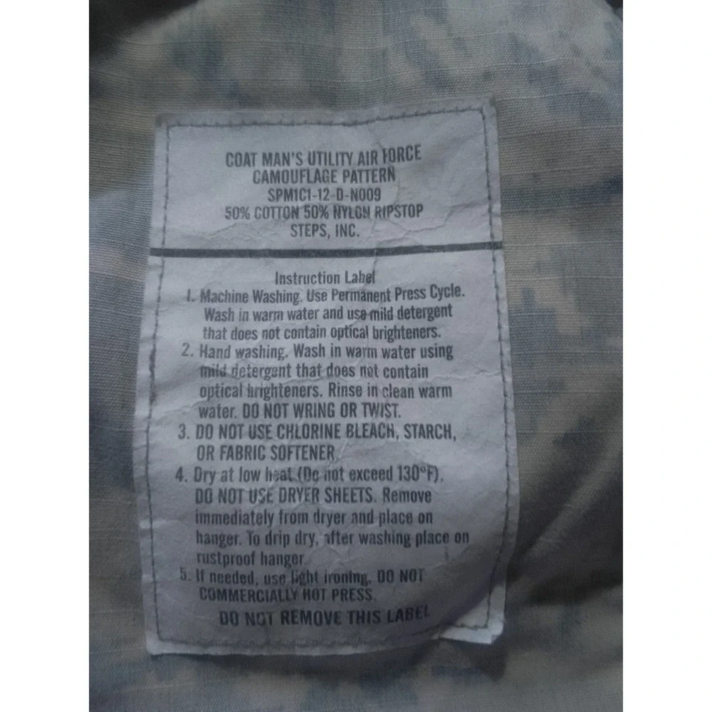 Air Force Military Camo Jacket Mens Size 44R Digital Camouflage Utility Coat